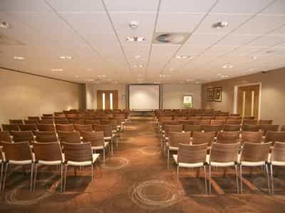 Holiday Inn Holiday Inn