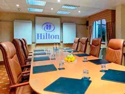 Hilton St Anne's Manor, Bracknell
