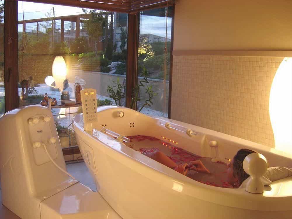 AUGUSTA SPA RESORT