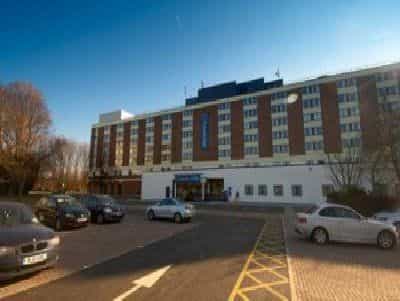 Travelodge Gatwick Airport Central Hotel