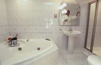 Park Farm Hotel