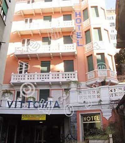 Vittoria Genoa Hotel