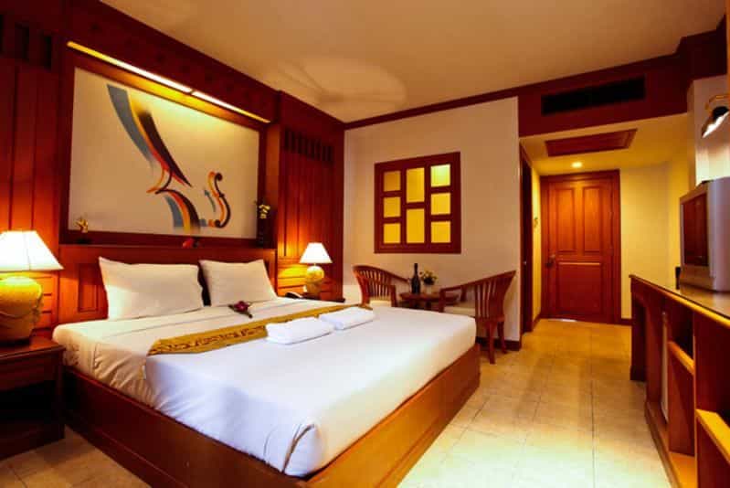 โรงแรมเซลโล ภูเก็ต