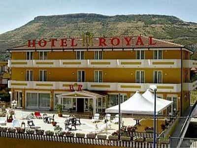 Royal Hotel Bosa