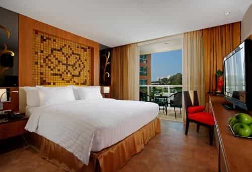 โรงแรมเซ็นทารา โนวา พัทยา โรงแรมเซ็นทารา โนวา พัทยา