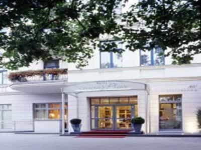 Louisa's Place Hotel