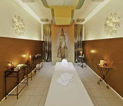 Louisa's Place Hotel