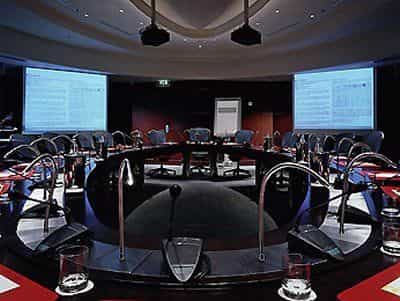 Pullman Paris La Defense Hotel