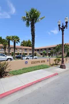 BEST WESTERN EXECUTIVE SUITES