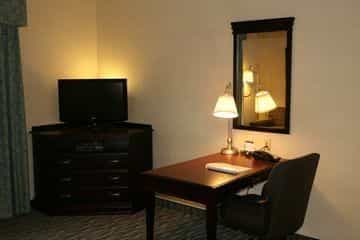 Hampton Inn & Suites by Hilton Syracuse Dewitt