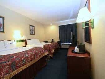 Baymont Inn and Suites Cedar Rapids