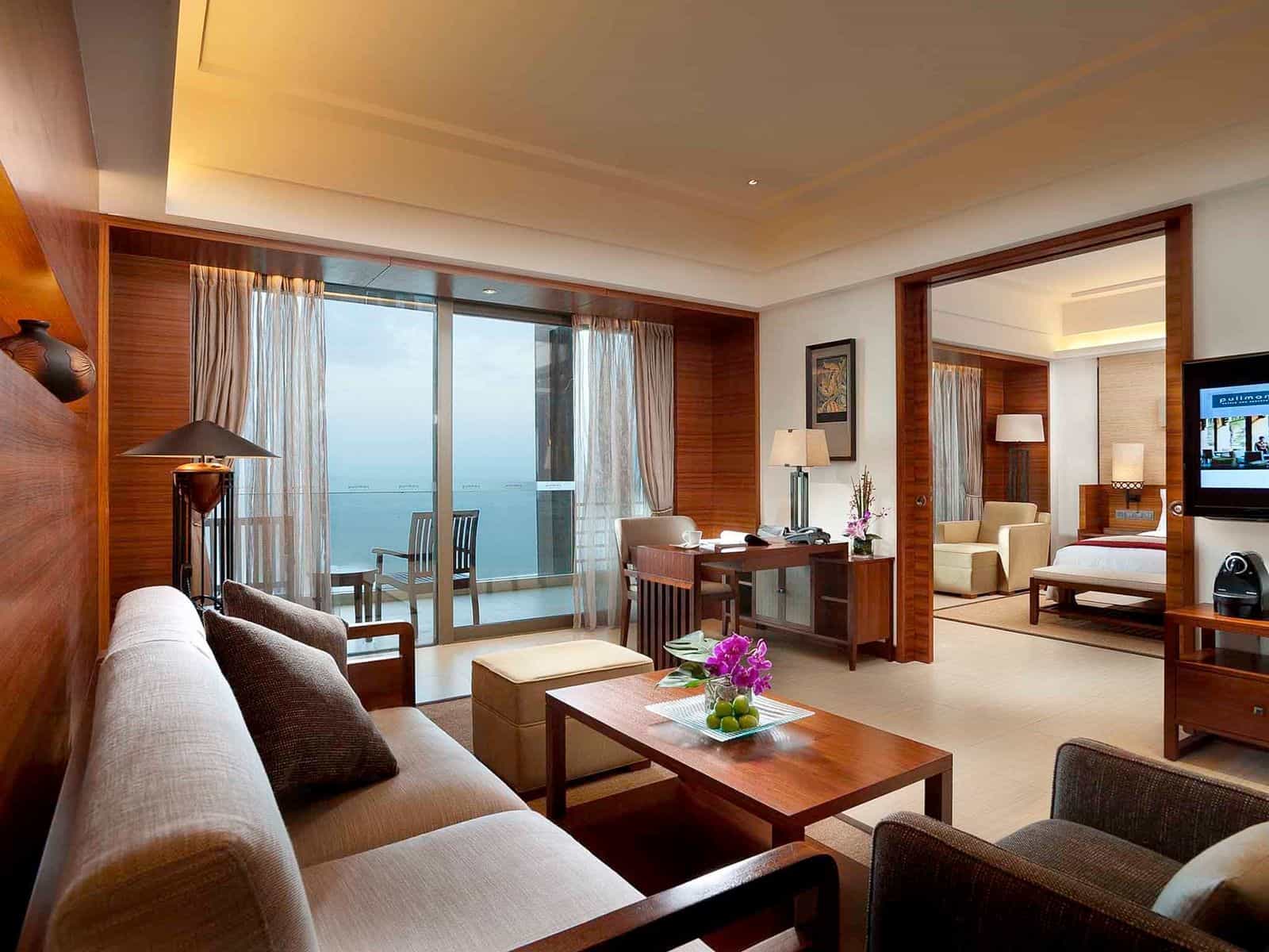 Pullman Oceanview Sanya Bay Resort & Spa