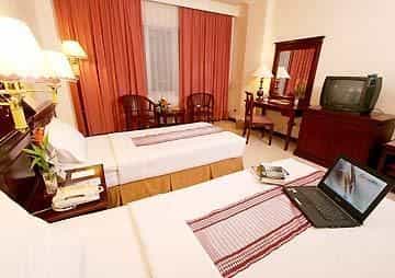 Rocky Plaza Hotel Padang