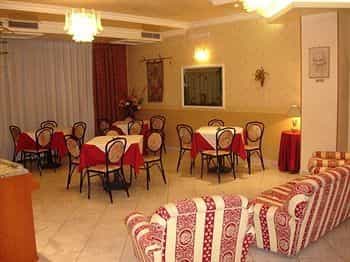 Hotel Leon