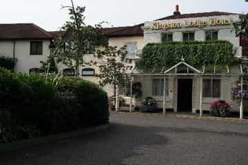 Brook Kingston Lodge Hotel