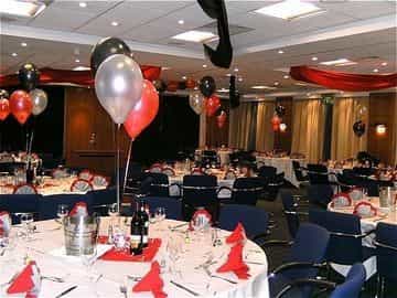HOLIDAY INN HIGH WYCOMBE M40, JCT. 4 HOLIDAY INN HIGH WYCOMBE M40, JCT. 4