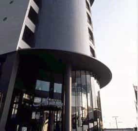 HOLIDAY INN