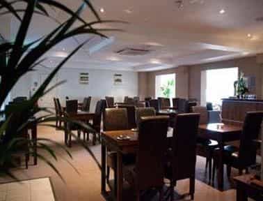 Days Hotel Chester North
