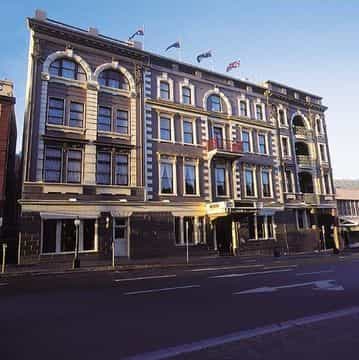 Hadley's Orient Hotel
