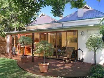 Bishops Garden Hotel Adelaide
