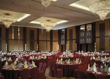 Shangri-La Hotel Shangri-La Hotel