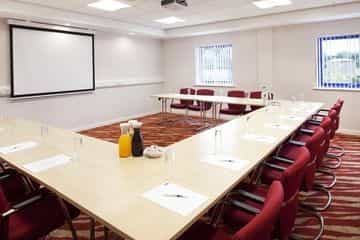 Holiday Inn Express Banbury M40 Holiday Inn Express Banbury M40