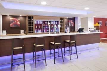 Holiday Inn Express Banbury M40 Holiday Inn Express Banbury M40