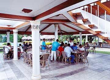 ALMONT INLAND RESORT ALMONT INLAND RESORT