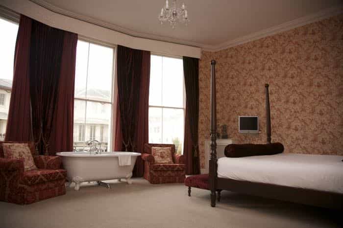LANSDOWNE PLACE HOTEL & SPA LANSDOWNE PLACE HOTEL & SPA