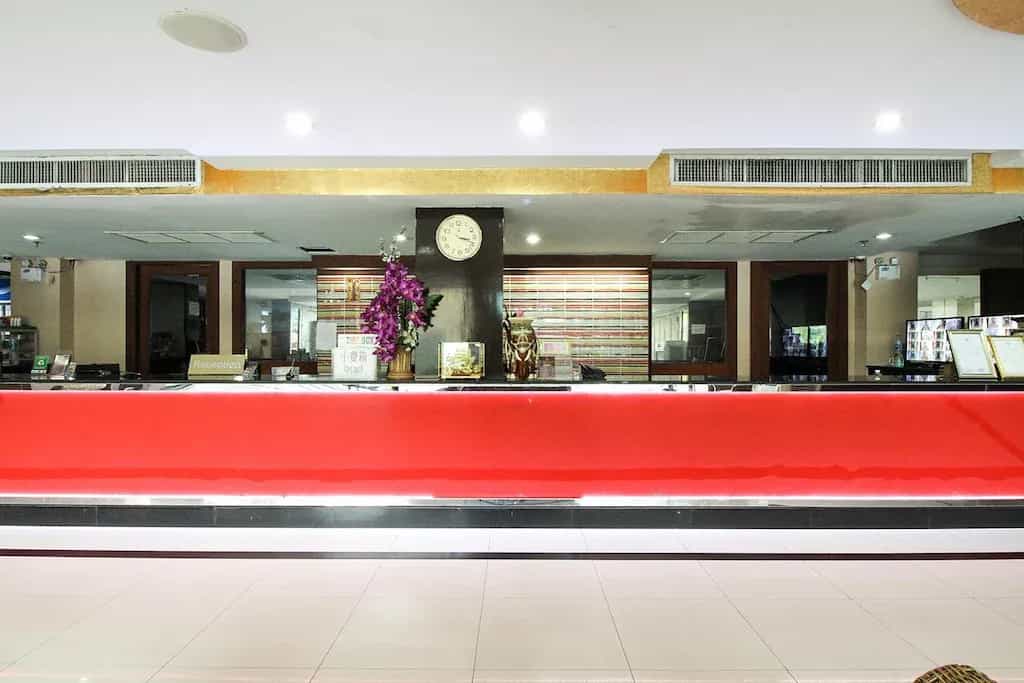 Convenient Grand Plus Hotel Suvarnabhumi