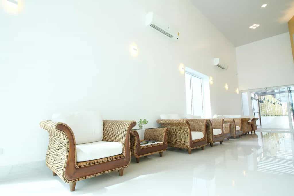 Convenient Grand Plus Hotel Suvarnabhumi