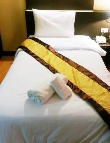 โรงแรมคิง รอยัล การ์เด้น อินน์ โรงแรมคิง รอยัล การ์เด้น อินน์