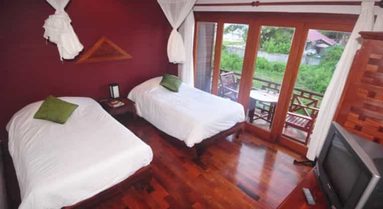 Inthira Vang Vieng