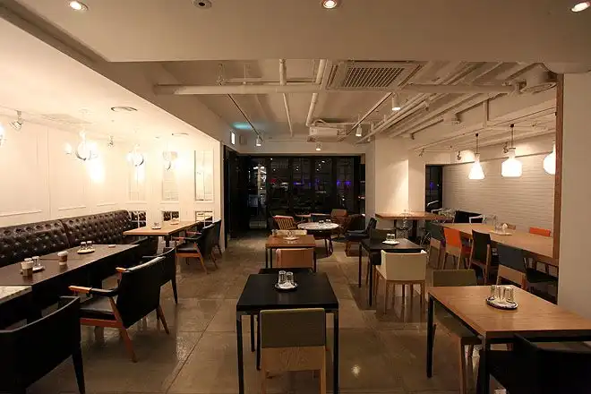 โรงแรม เดอะ ดีไซเนอร์ ฮงแด