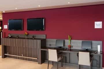 Holiday Inn Express Zürich Airport By IHG