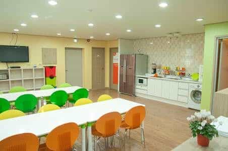 Busan Sukbak Dot Com Guesthouse