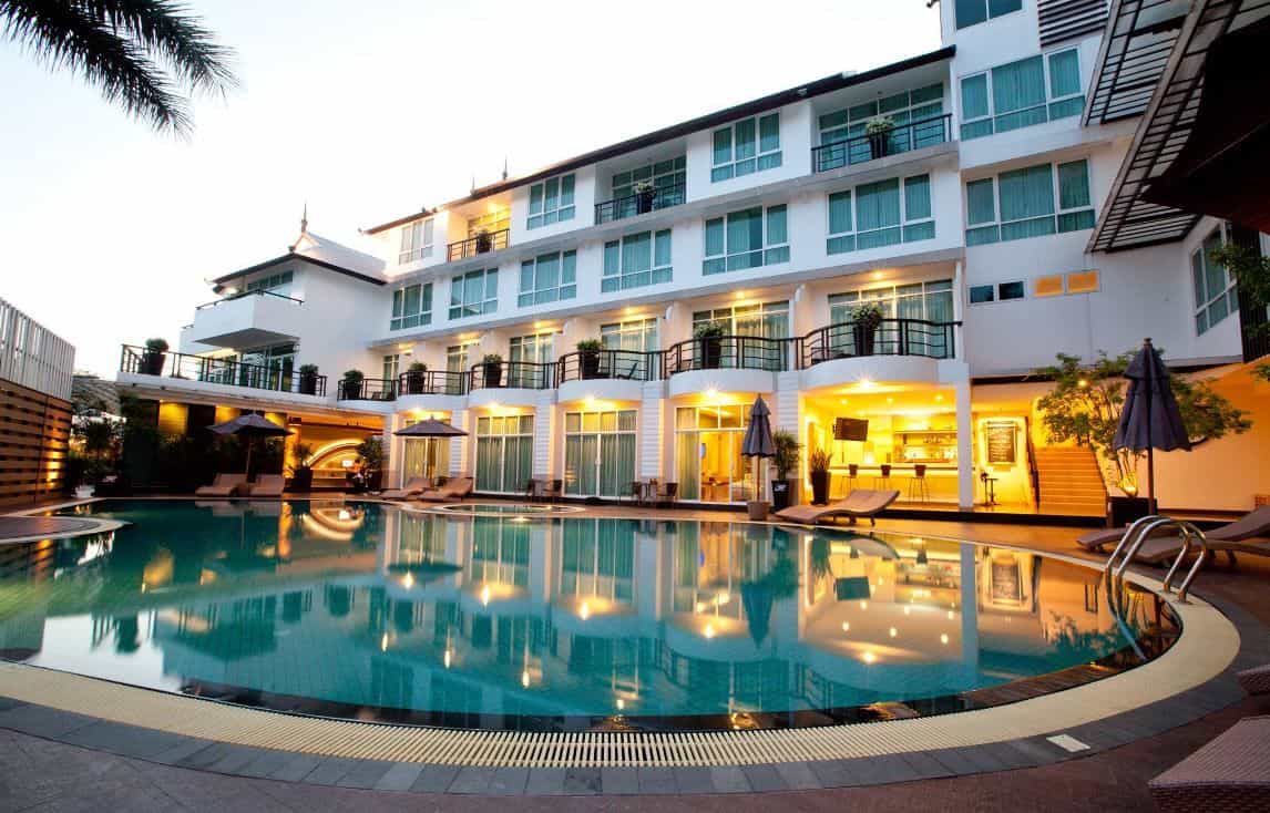 โรงแรมเอเต้ ชุมพร