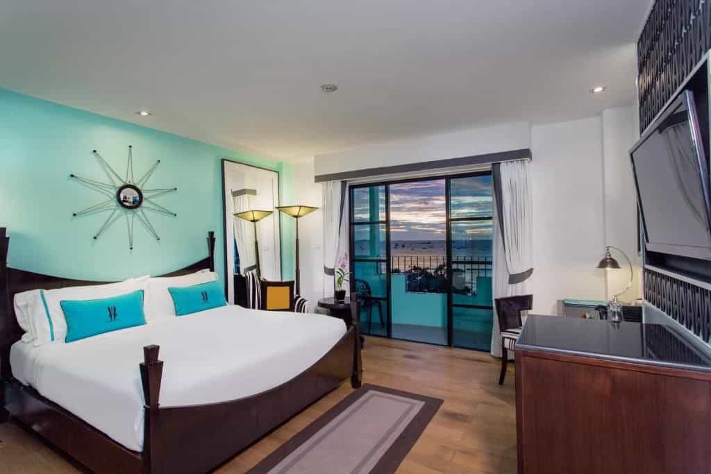 โรงแรมเวฟ โรงแรมเวฟ