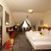 Ramada Hotel Stuttgart- Herrenberg Ramada Hotel Stuttgart- Herrenberg