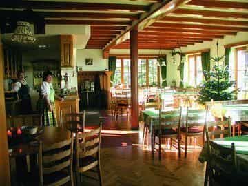 NILLHOF NILLHOF