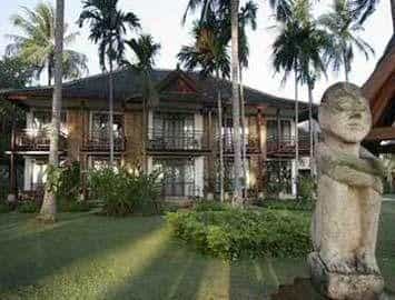 HOLIDAY Resort