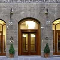 Hotel Pierre