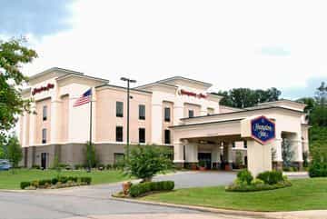 HAMPTON INN VAN BUREN