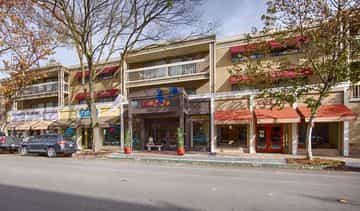 HALLMARK INN