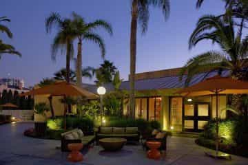 HILTON IRVINE-ORANGE COUNTY AI
