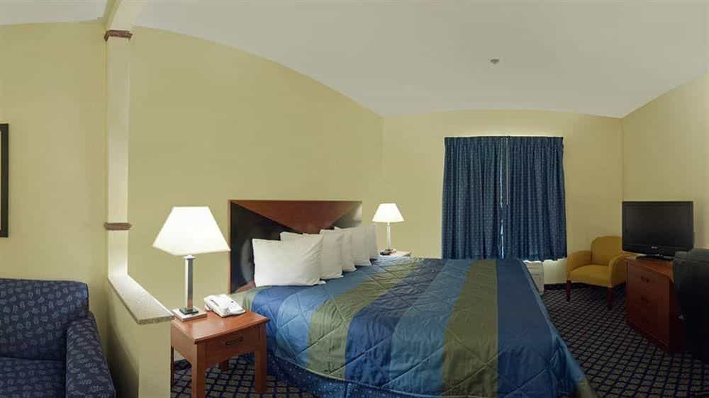 Sleep Inn & Suites University/Shands