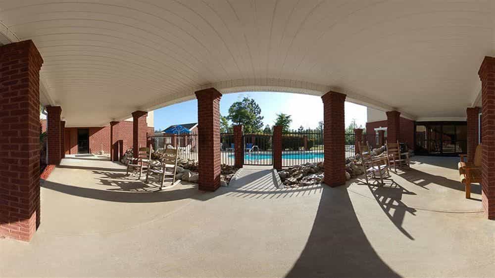 COMFORT INN & SUITES STATESBORO