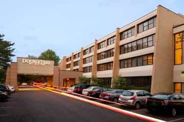 DOUBLETREE BY HILTON COLUMBIA