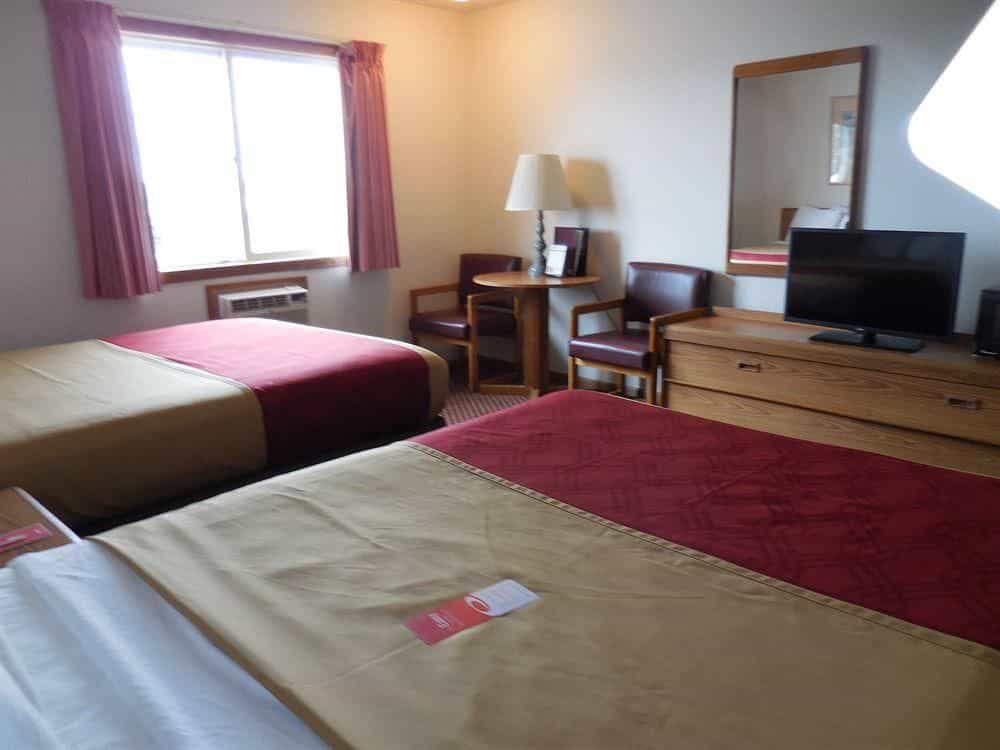 ECONO LODGE ESCANABA