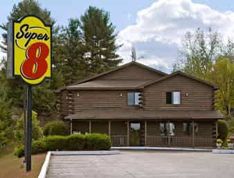 Super 8 By Wyndham Lake George/Warrensburg Area